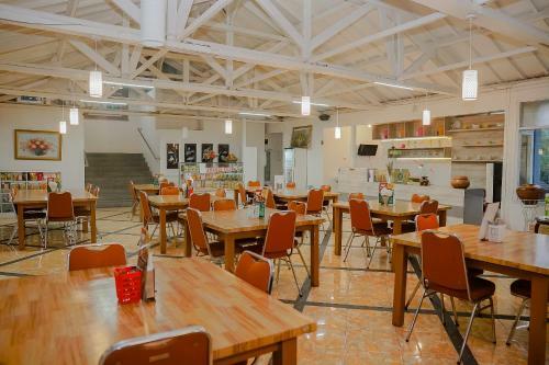 Hostal Rossan View Guest House