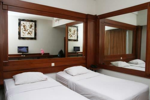Wirton Hotel