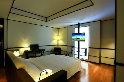 Namin Dago Hotel