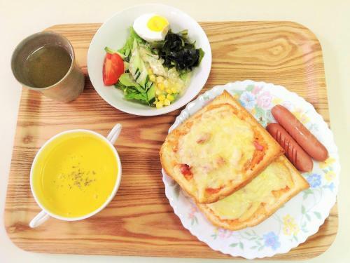 Bed & Breakfast Atami Koro