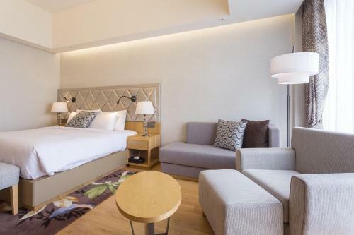 Charis Hotel