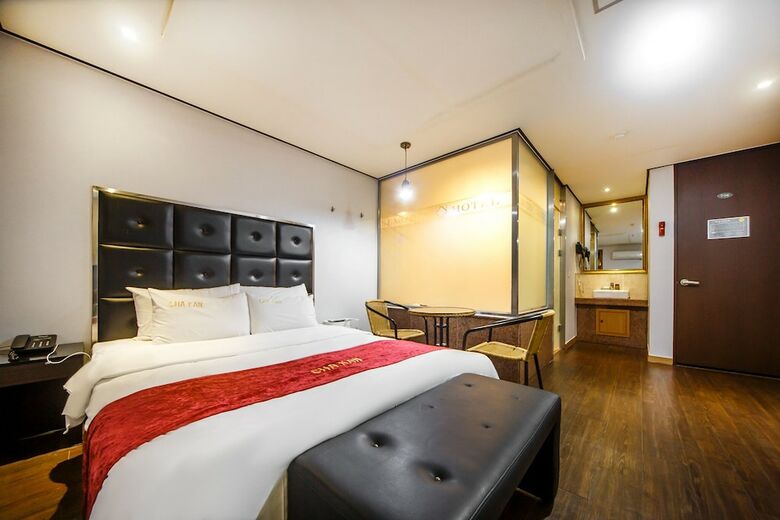 Gunsan W Hotel