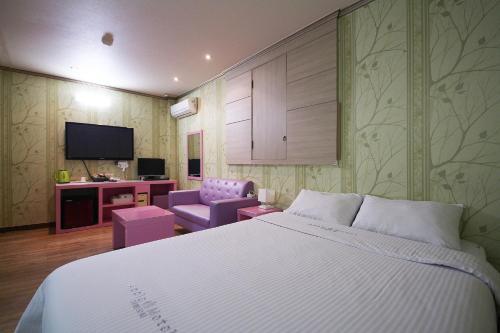 Apple Motel