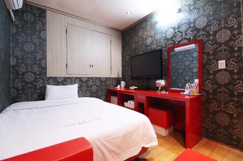 Apple Motel