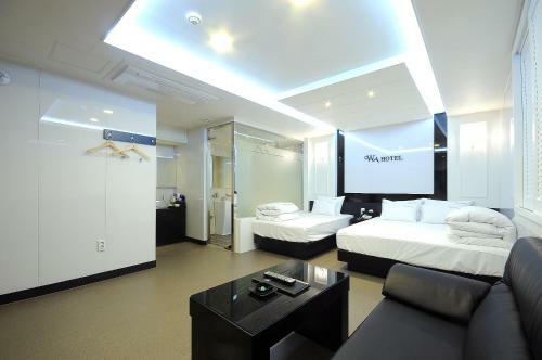 Wa Hotel