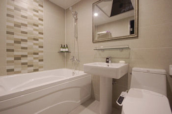 Platinum Hotel
