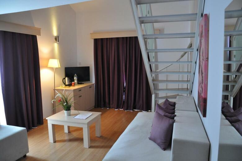 Hotel Manolya