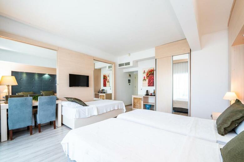 Hotel Manolya