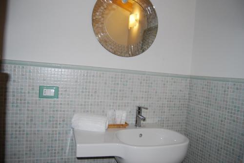 B&B Burlamacco Gold