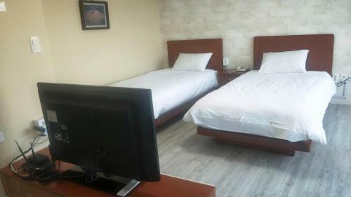 Hotel Mega Resort