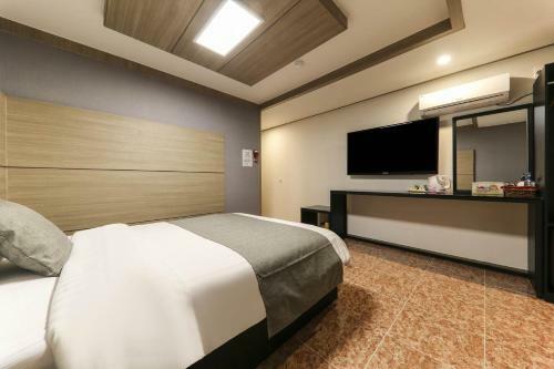 Major Hotel