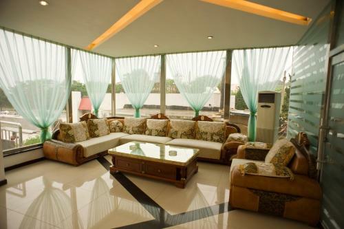 Hotel No. 3 Jinhai