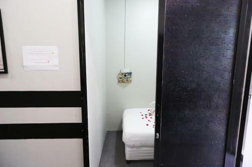 Little Yangon Hostel
