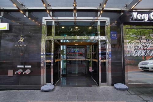 Lex Tourist Hotel