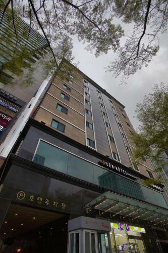 Lex Tourist Hotel