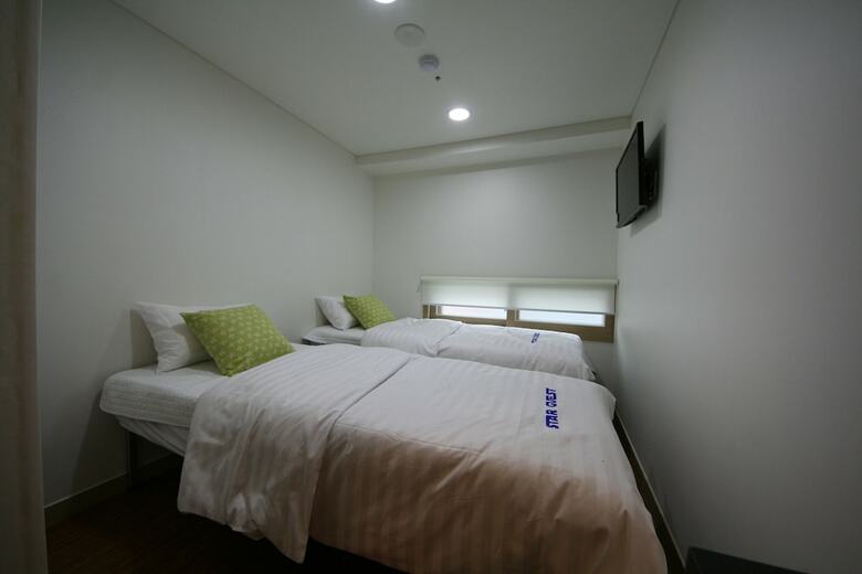 Hostal Star Guest Oneroomtel