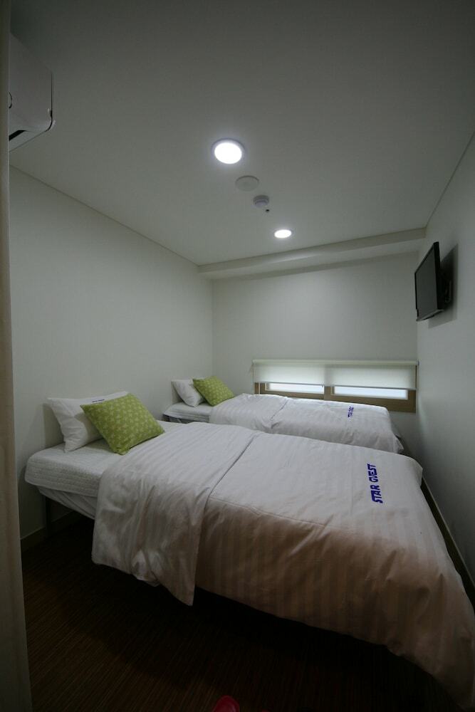 Hostal Star Guest Oneroomtel