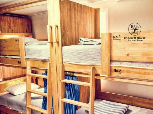 Hostal Br. Guesthouse Hongdae