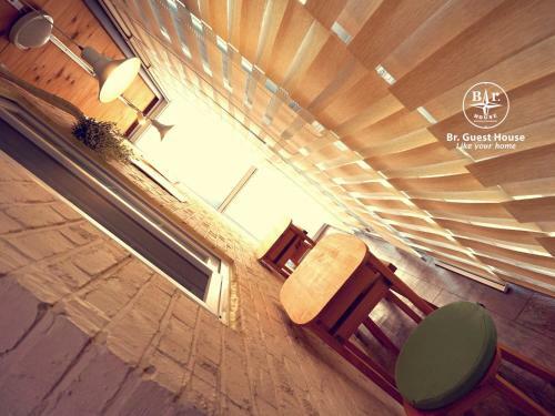 Hostal Br. Guesthouse Hongdae