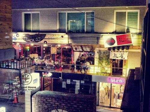 Hostal Br. Guesthouse Hongdae