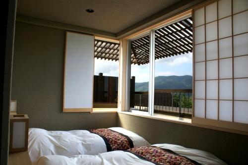 Nounou Hakone