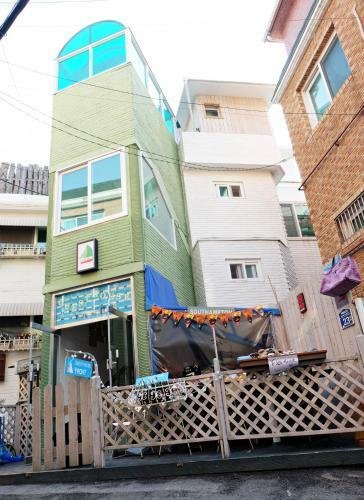 Hostal Yacht Guesthouse