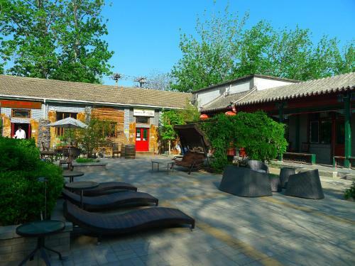 Posada Ming Courtyard