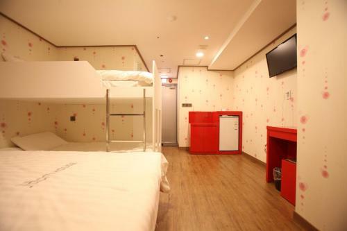 Hostal Myeongdong Ecohouse