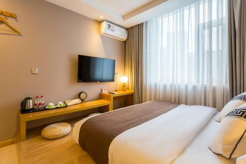 Beijing Red Hotel