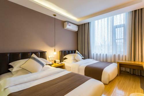 Beijing Red Hotel