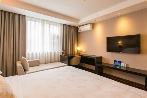 Beijing Red Hotel
