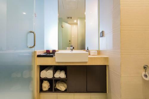 Beijing Red Hotel