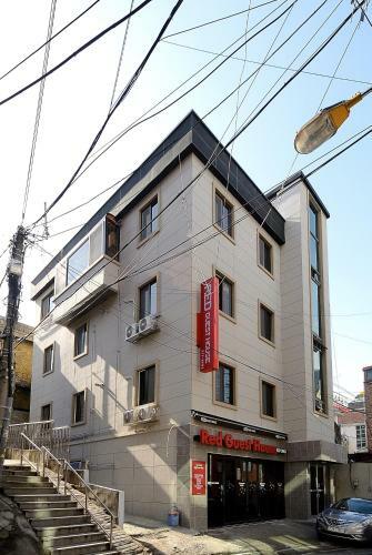 Hostal Red Guesthouse