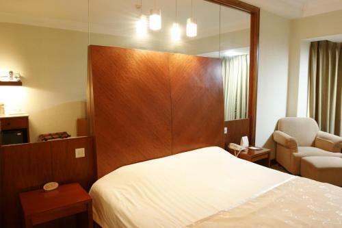 Jingbin Hotel