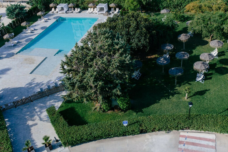 Hotel Almirante