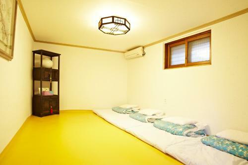 Hostal Mumum Guesthouse