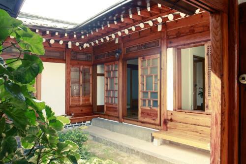 Hostal Mumum Guesthouse