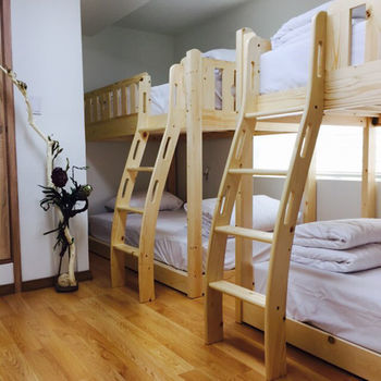 Hostal Woo Guest House