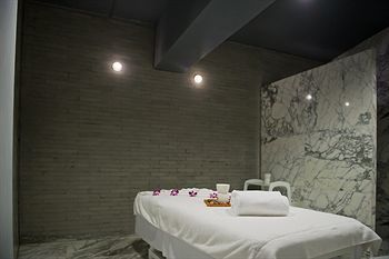 Hotel The Emperor Beijing Tian'anmen Square
