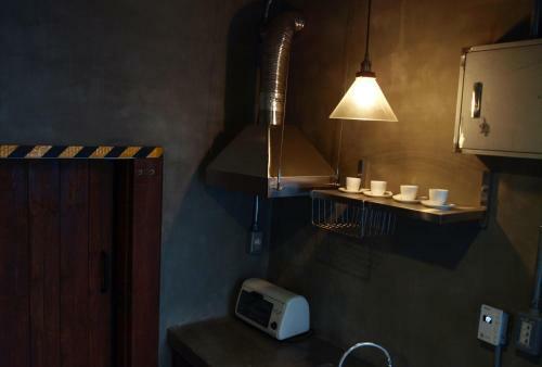 Hostal Twotwo House