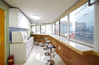 Rainbow Hostel Myeongdong