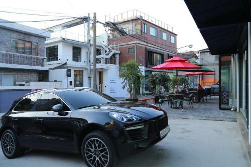 Hostal 88 Guesthouse & Cafe