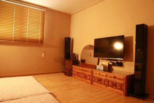 Hostal 88 Guesthouse & Cafe