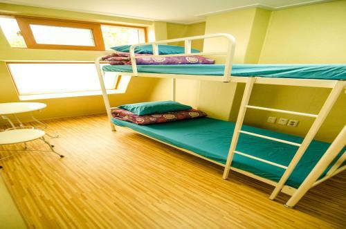 Hostal Kimchee Sinchon Guesthouse