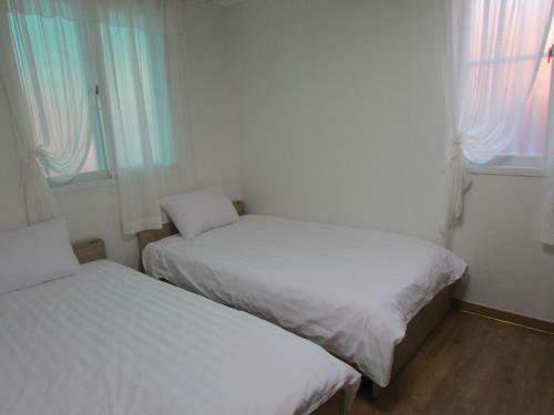 Hostal Yeon Guesthouse