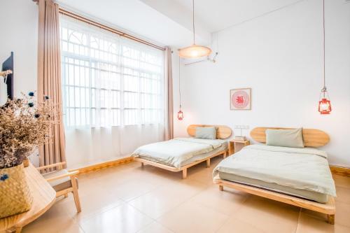 Baogao Chuanzhang Youth Hostel