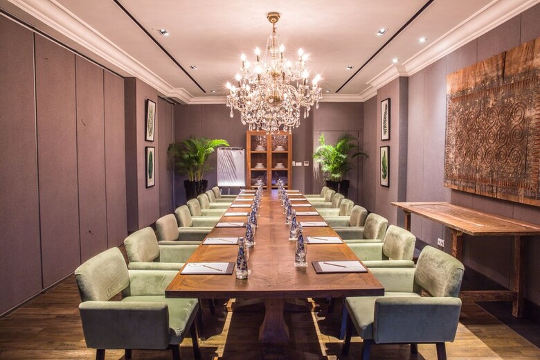 Hotel Aston At Kuningan Suites