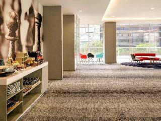 Hotel Ibis Jakarta Harmoni