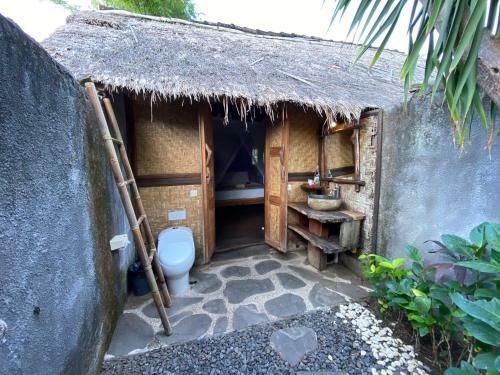 Flower Bud Bungalow Balangan
