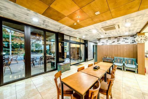Hotel Olleyo Resort